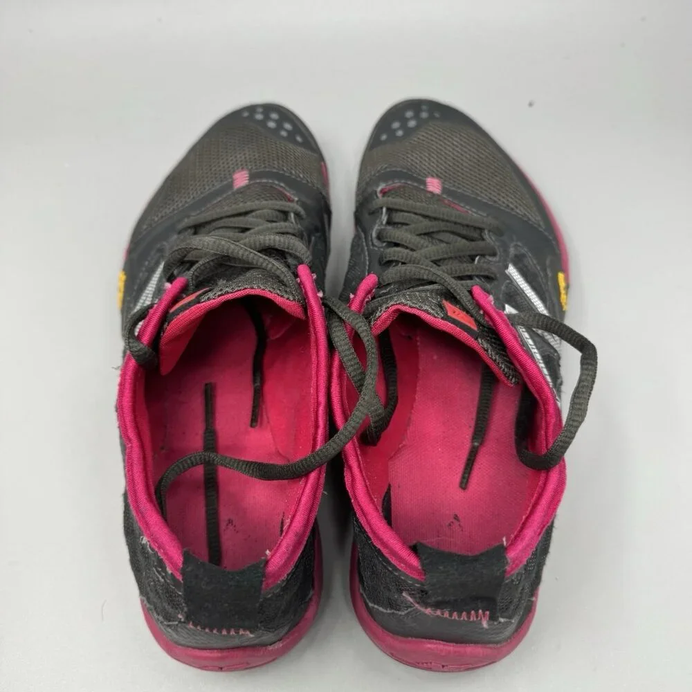 New Balance Minimus Trail Running Shoes Vibram Gray Pink WT20GP Women's Size 9